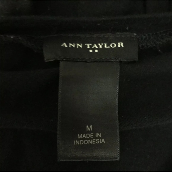 ☘️ Ann Taylor Short Sleeve Top Medium - Picture 3 of 3